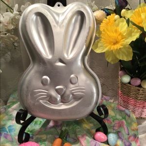 Wiltons Bunny Face Cake Pan 2105-2074 Vintage